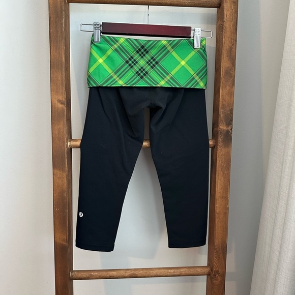 Y2K Original Lululemon Fold Over Waist Cropped Legging - Picture 2 of 6